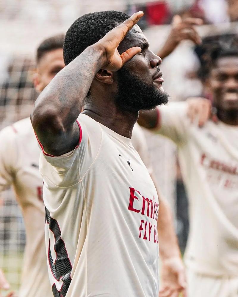 切尔西1亿欧签下22岁穆德里克!冬窗已疯砸1.73亿