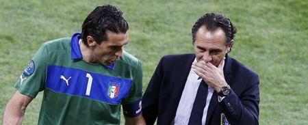 F1 车队测试赛激烈展开吸引粉丝