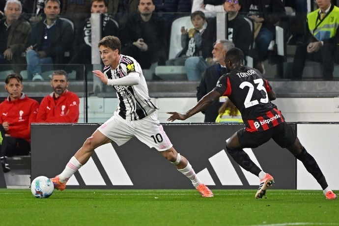 踢球者：凯恩已第三次被评为世界级