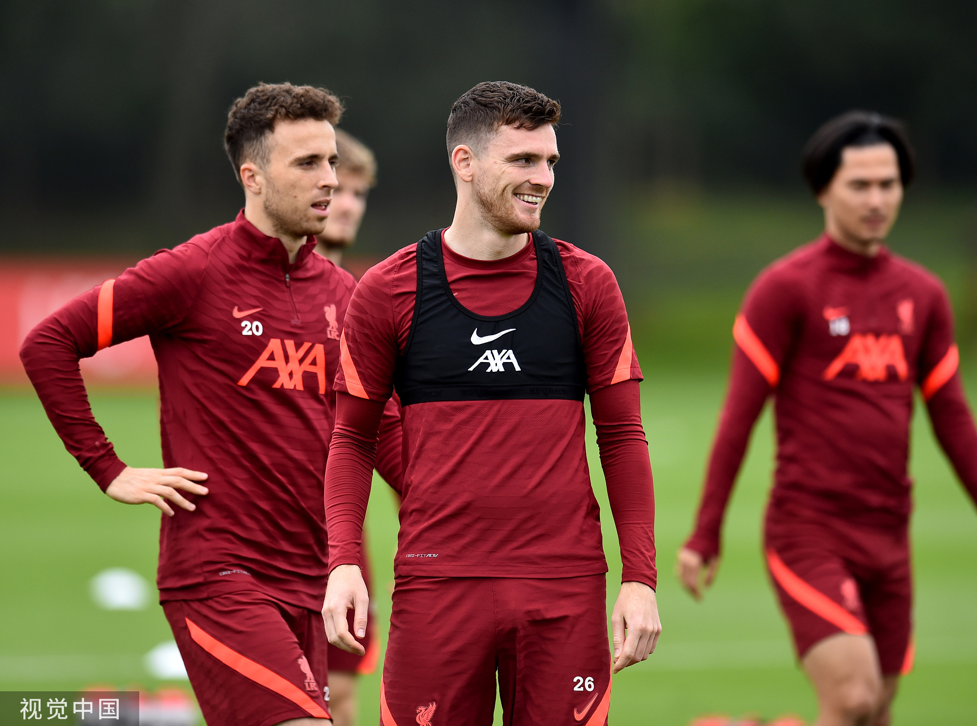 [中超]古斯塔沃头球摆渡 加布里埃尔扫射破门