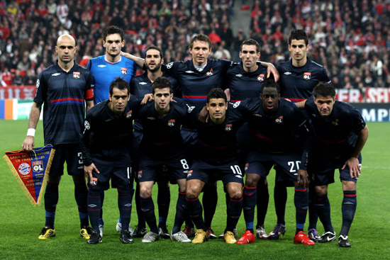 95比90险胜 张镇麟爆发创得分纪录 上海男篮过关