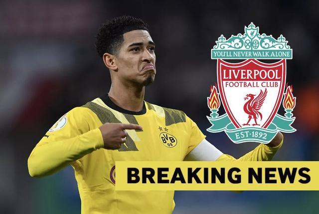 CBA火爆一幕！邱彪怒摔西装被驱逐